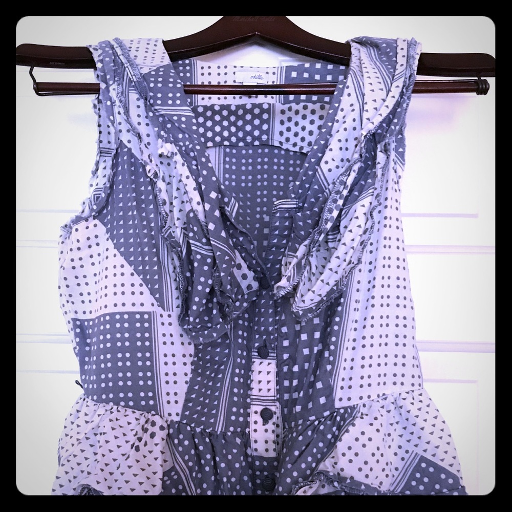 SALE! Adorable Anthropologie Odille Ruched Top